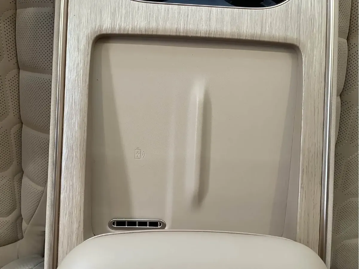 2024 Exceed Sterra ET REEV 156HP REEV 32KWH,autocango,china used car exporter,china ev exporter,chinese used car exporter,chinese used ev exporter