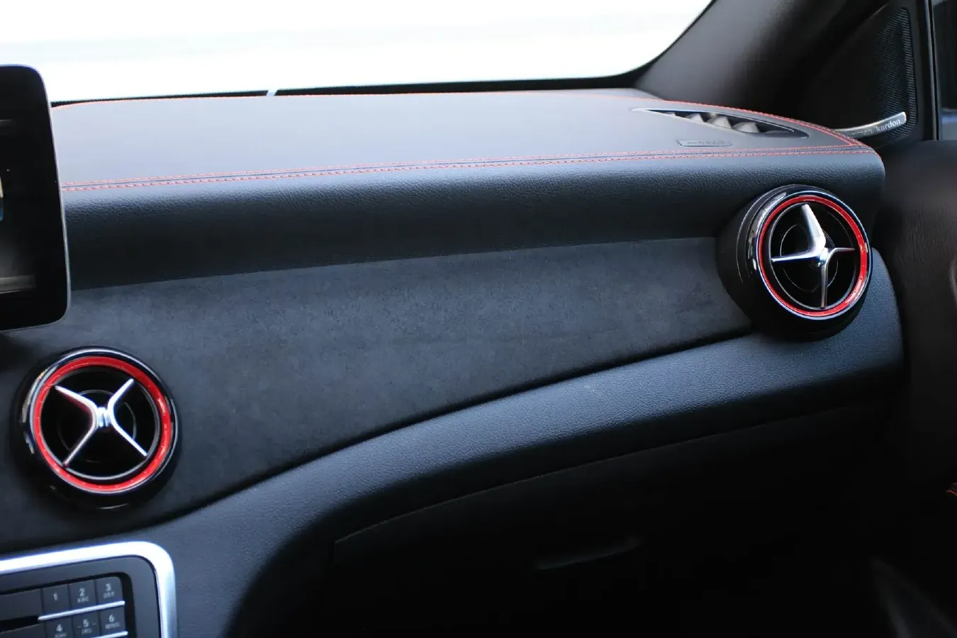 2017 Mercedes-Benz GLA AMG 2.0T 381HP L4 7DCT,autocango,china used car exporter,china ev exporter,chinese used car exporter,chinese used ev exporter