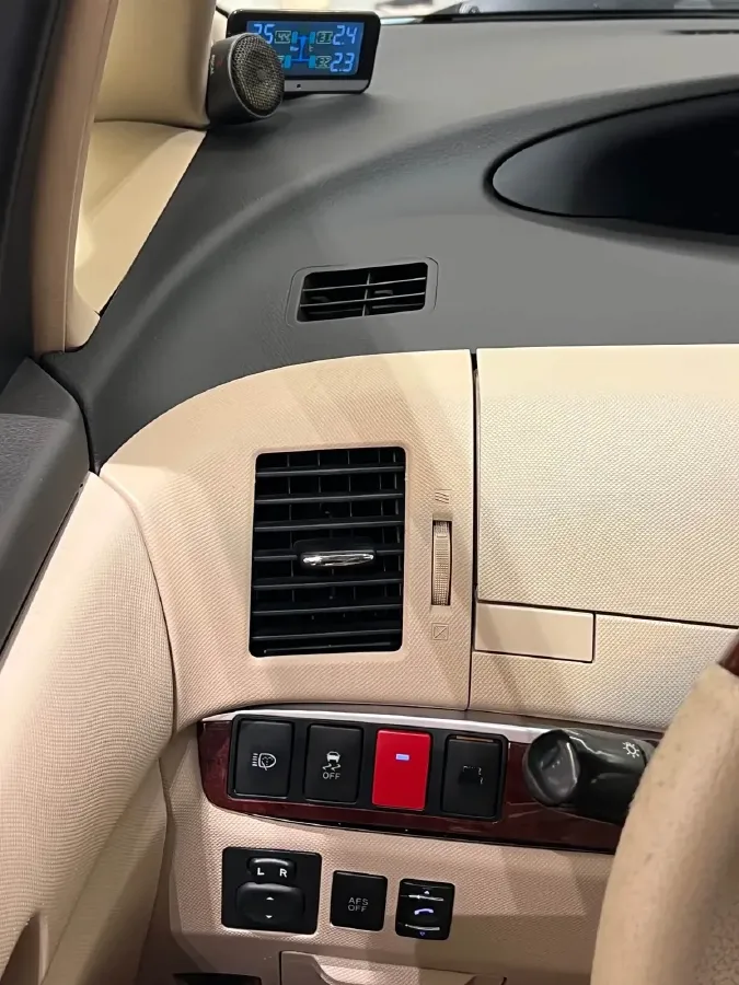 2012 Toyota Previa 2.4L 170HP L4 CVT,autocango,china used car exporter,china ev exporter,chinese used car exporter,chinese used ev exporter