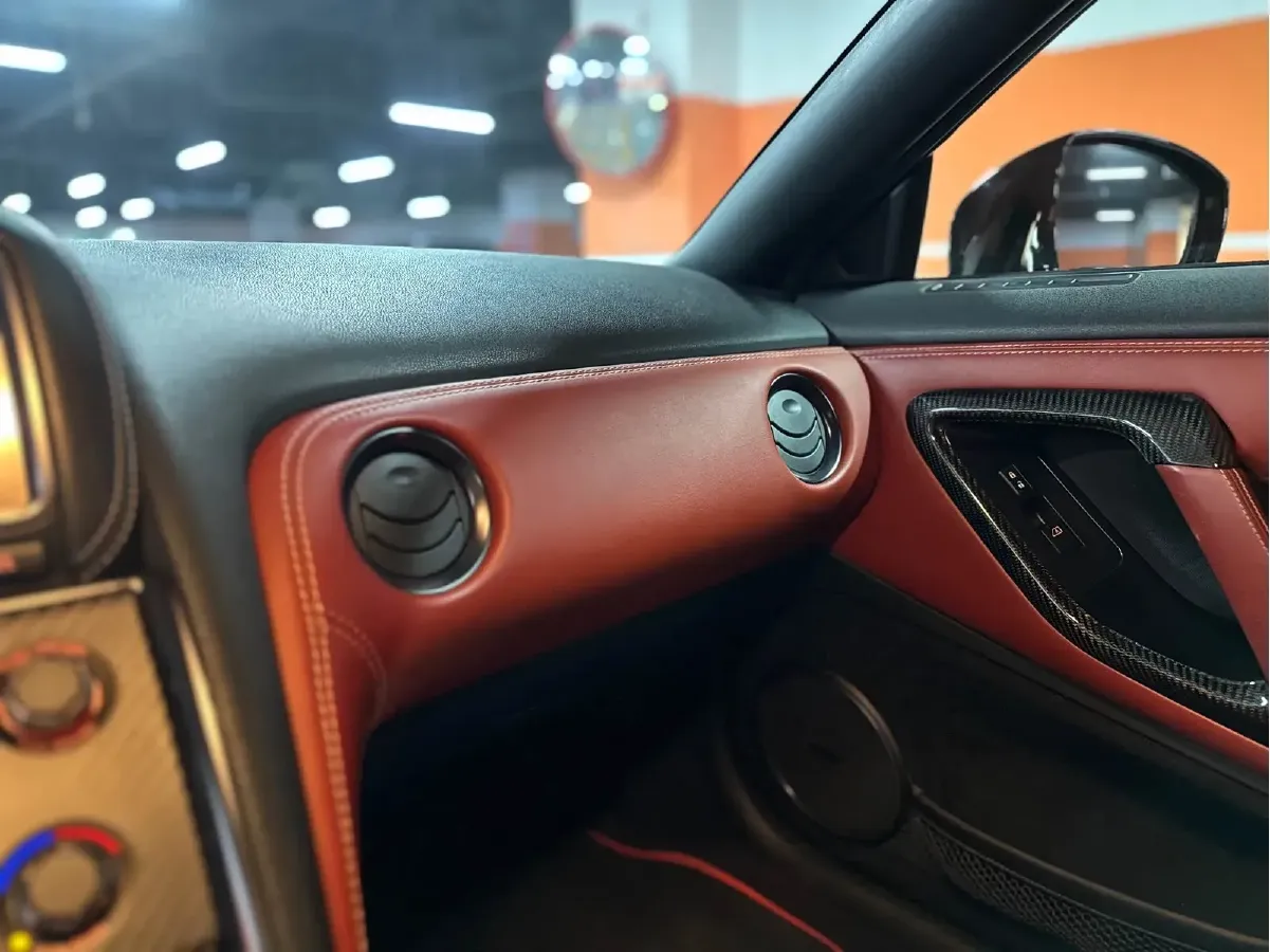 2015 Nissan GT-R 3.8T 540HP V6 6DCT,autocango,china used car exporter,china ev exporter,chinese used car exporter,chinese used ev exporter