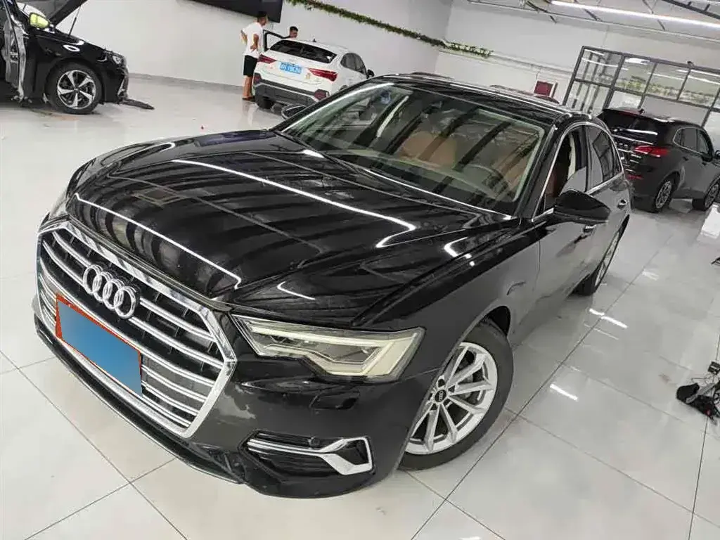 2023 Audi A6L 2.0T 190HP L4 7DCT