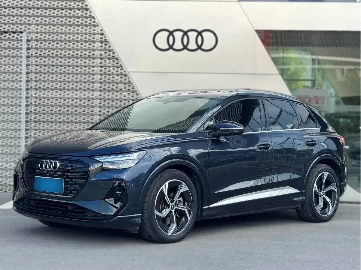 2022 Audi Q4 e-tron BEV 84.8KWH