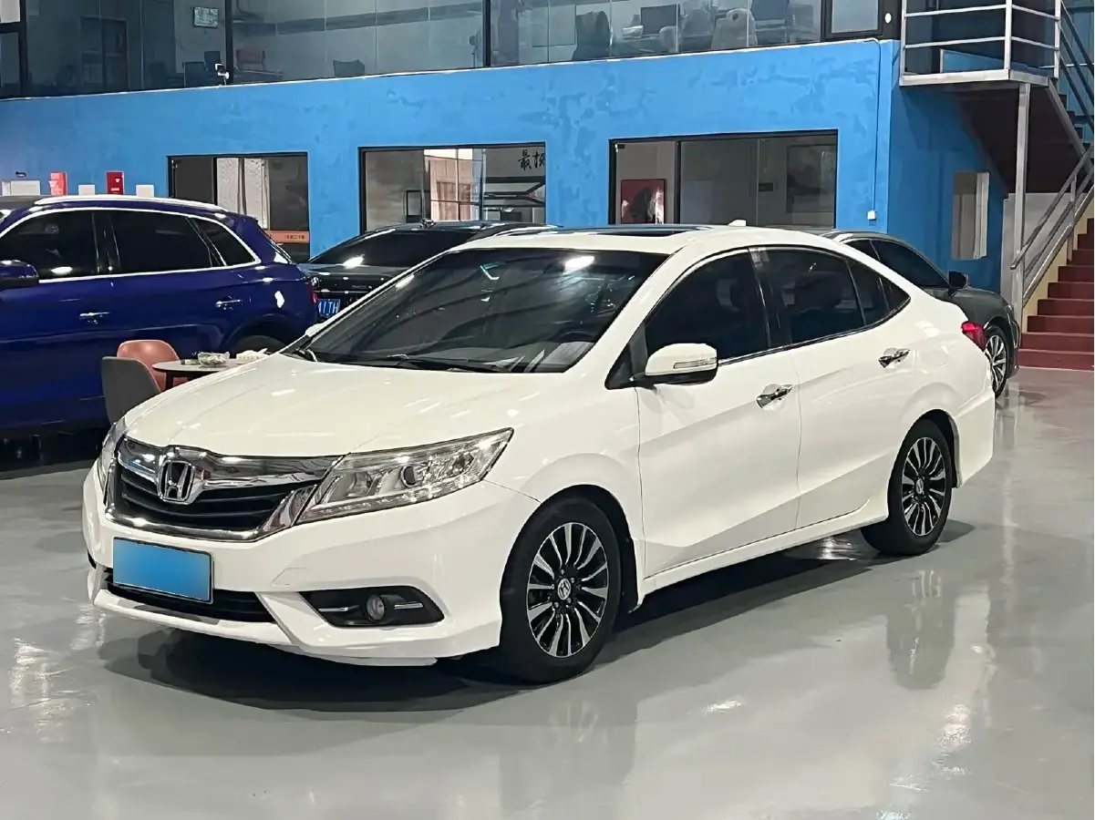 2013 Honda Crider 1.8L 139HP L4 5AT