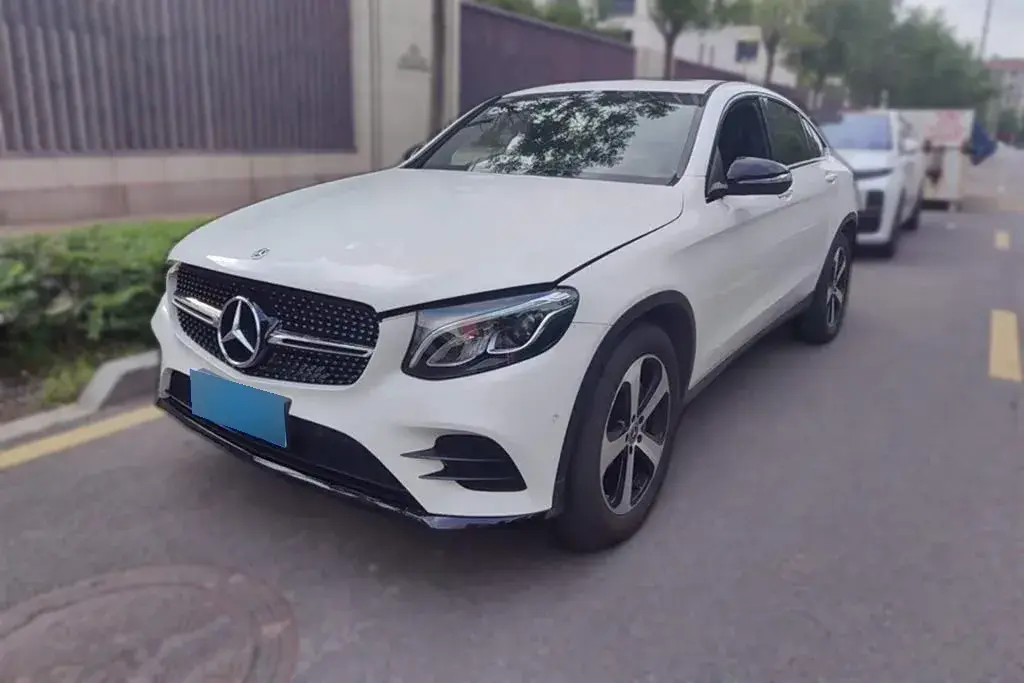 2018 Mercedes-Benz GLC Coupe 2.0T 184HP L4 9AT