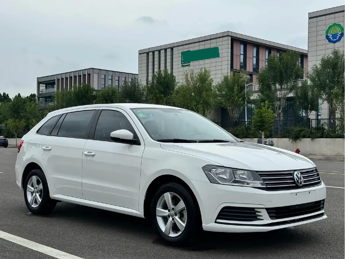 2017 Volkswagen Gran Lavida 1.6L 110HP L4 6AT,autocango,china used car exporter,china ev exporter,chinese used car exporter,chinese used ev exporter