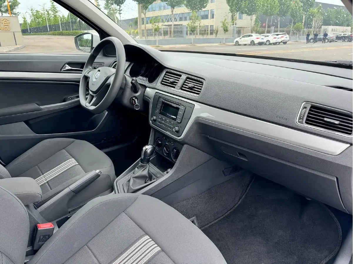 2017 Volkswagen Gran Lavida 1.6L 110HP L4 6AT,autocango,china used car exporter,china ev exporter,chinese used car exporter,chinese used ev exporter