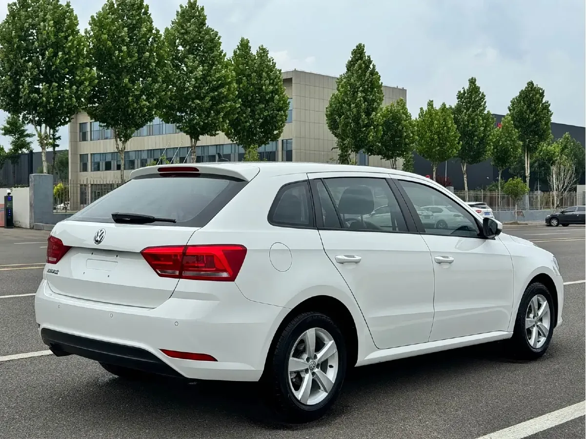 2017 Volkswagen Gran Lavida 1.6L 110HP L4 6AT,autocango,china used car exporter,china ev exporter,chinese used car exporter,chinese used ev exporter