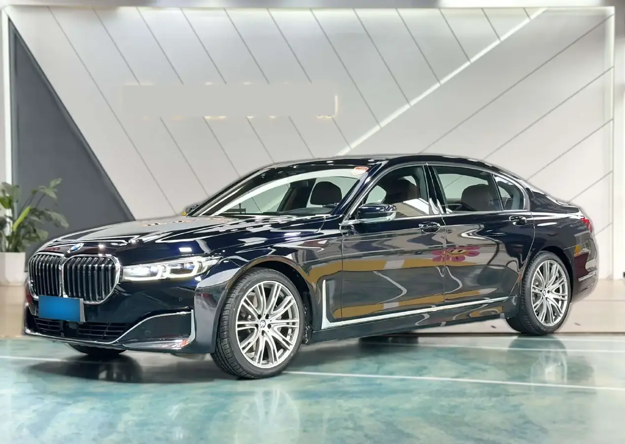 2019 BMW 7 Series 3.0T 340HP L6 8AT
