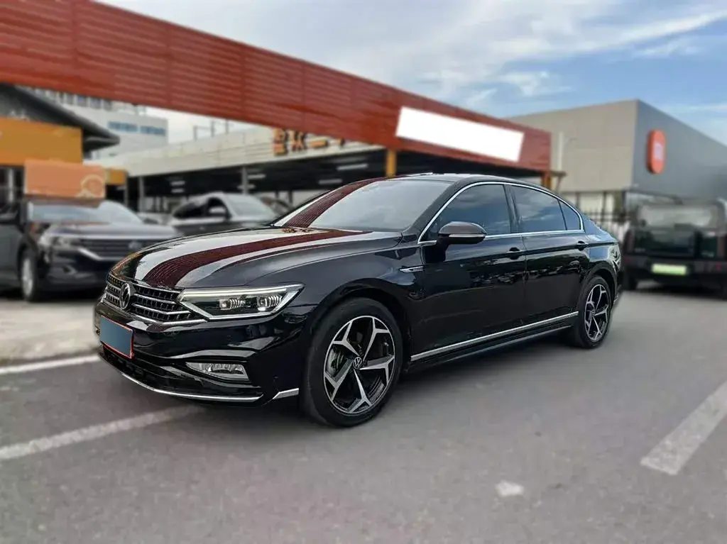 2023 Volkswagen Magotan 2.0T 186HP L4 7DCT