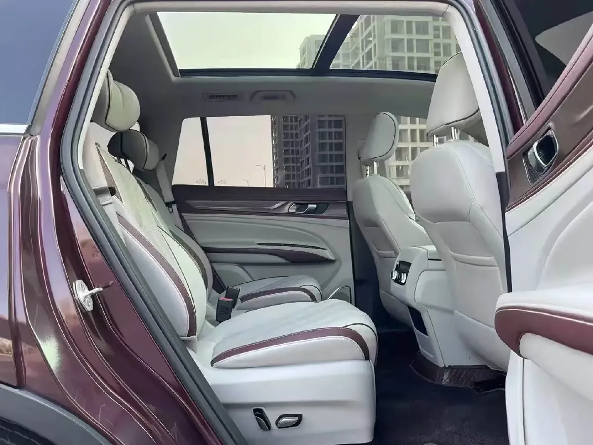 2021 Ford Equator 2.0T 224HP L4 6DCT,autocango,china used car exporter,china ev exporter,chinese used car exporter,chinese used ev exporter