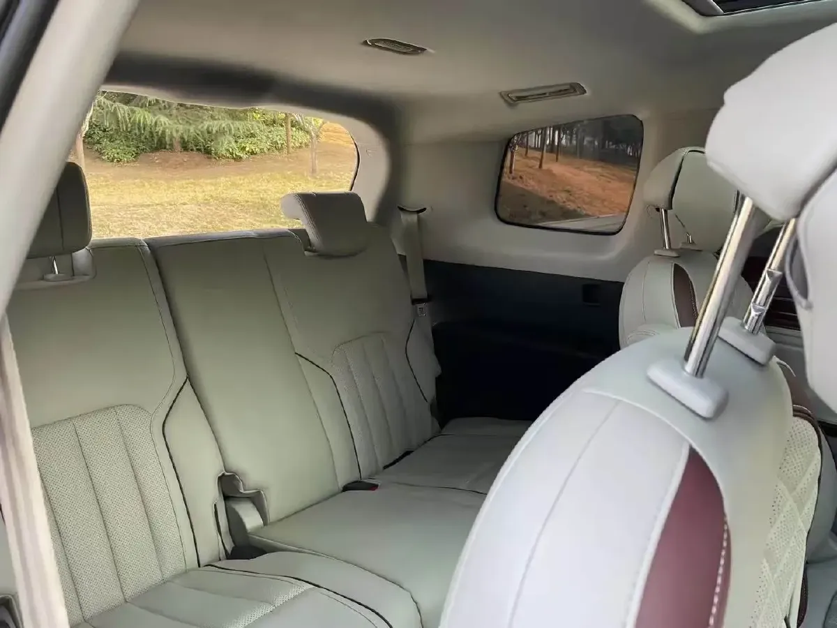 2021 Ford Equator 2.0T 224HP L4 6DCT,autocango,china used car exporter,china ev exporter,chinese used car exporter,chinese used ev exporter