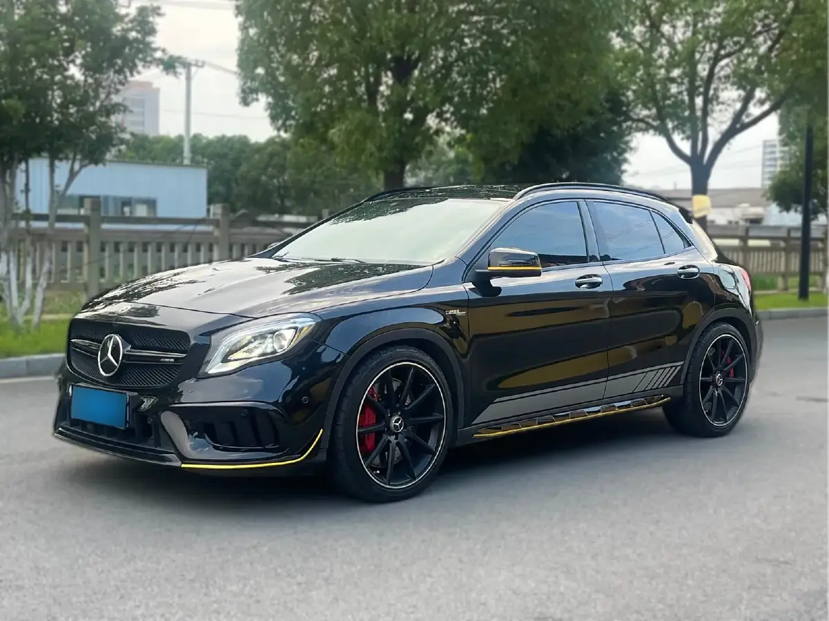 2017 Mercedes-Benz GLA AMG 2.0T 381HP L4 7DCT