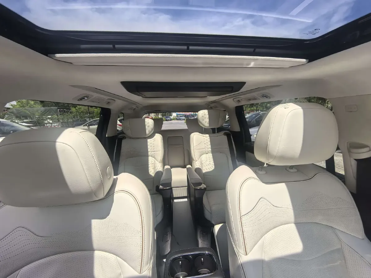 2023 GAC Trumpchi E9 2.0T 190HP L4 2DHT PHEV 25.57KWH,autocango,china used car exporter,china ev exporter,chinese used car exporter,chinese used ev exporter