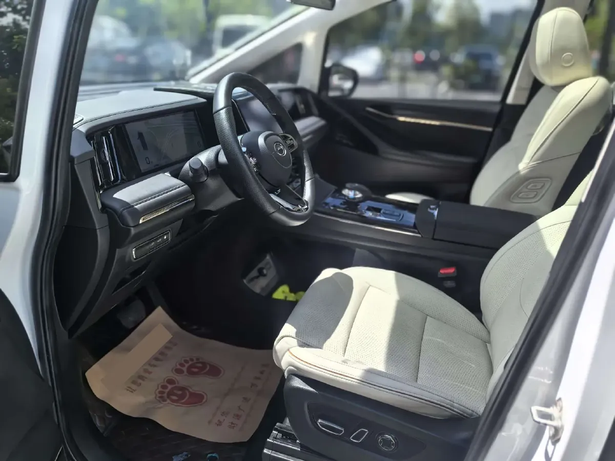 2023 GAC Trumpchi E9 2.0T 190HP L4 2DHT PHEV 25.57KWH,autocango,china used car exporter,china ev exporter,chinese used car exporter,chinese used ev exporter