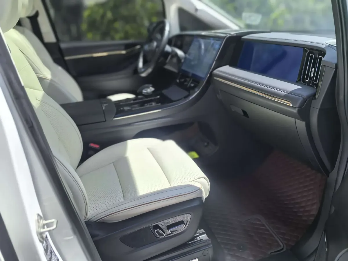 2023 GAC Trumpchi E9 2.0T 190HP L4 2DHT PHEV 25.57KWH,autocango,china used car exporter,china ev exporter,chinese used car exporter,chinese used ev exporter