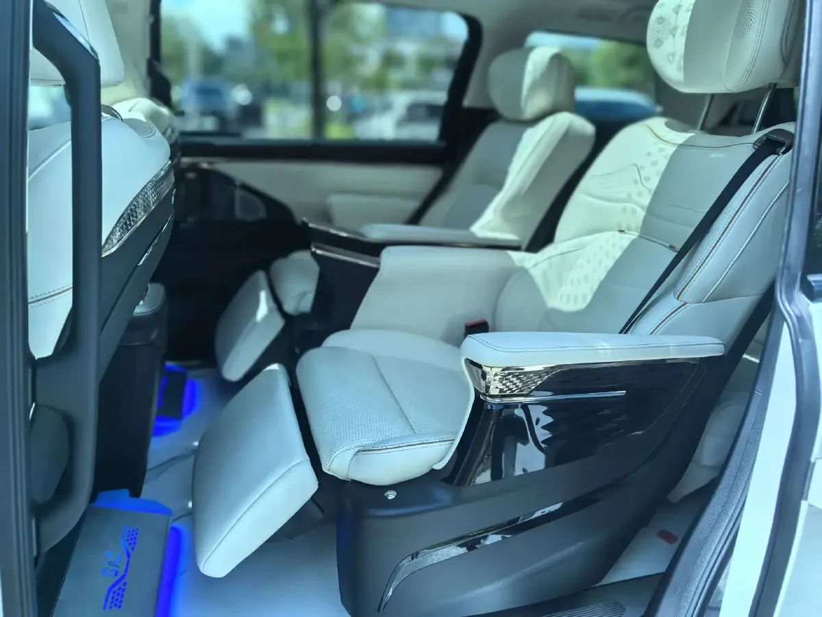 2023 GAC Trumpchi E9 2.0T 190HP L4 2DHT PHEV 25.57KWH,autocango,china used car exporter,china ev exporter,chinese used car exporter,chinese used ev exporter