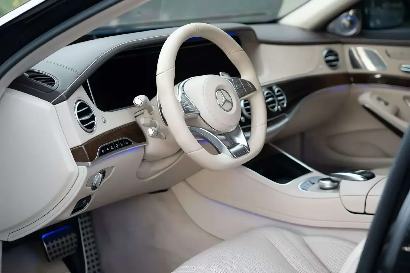 2014 Mercedes-Benz S AMG 6.0T 630HP V12 7AT,autocango,china used car exporter,china ev exporter,chinese used car exporter,chinese used ev exporter