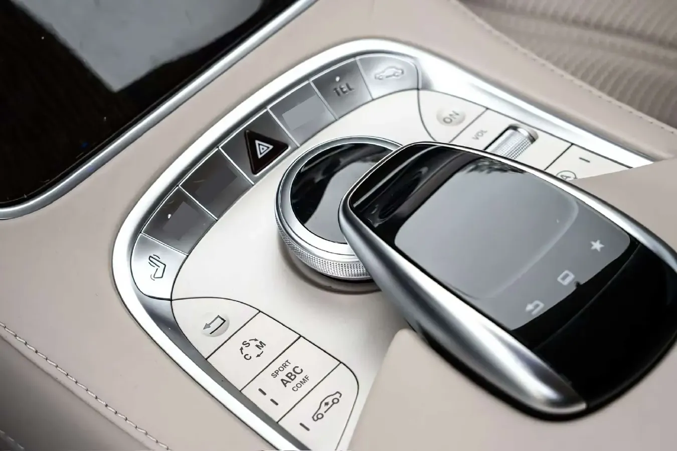 2014 Mercedes-Benz S AMG 6.0T 630HP V12 7AT,autocango,china used car exporter,china ev exporter,chinese used car exporter,chinese used ev exporter