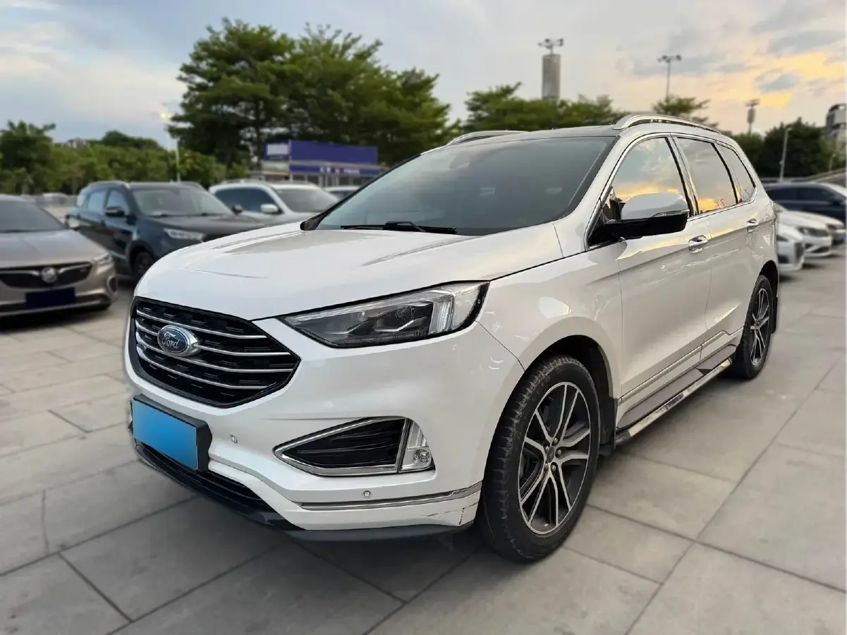 2020 Ford Edge 2.0T 245HP L4 8AT