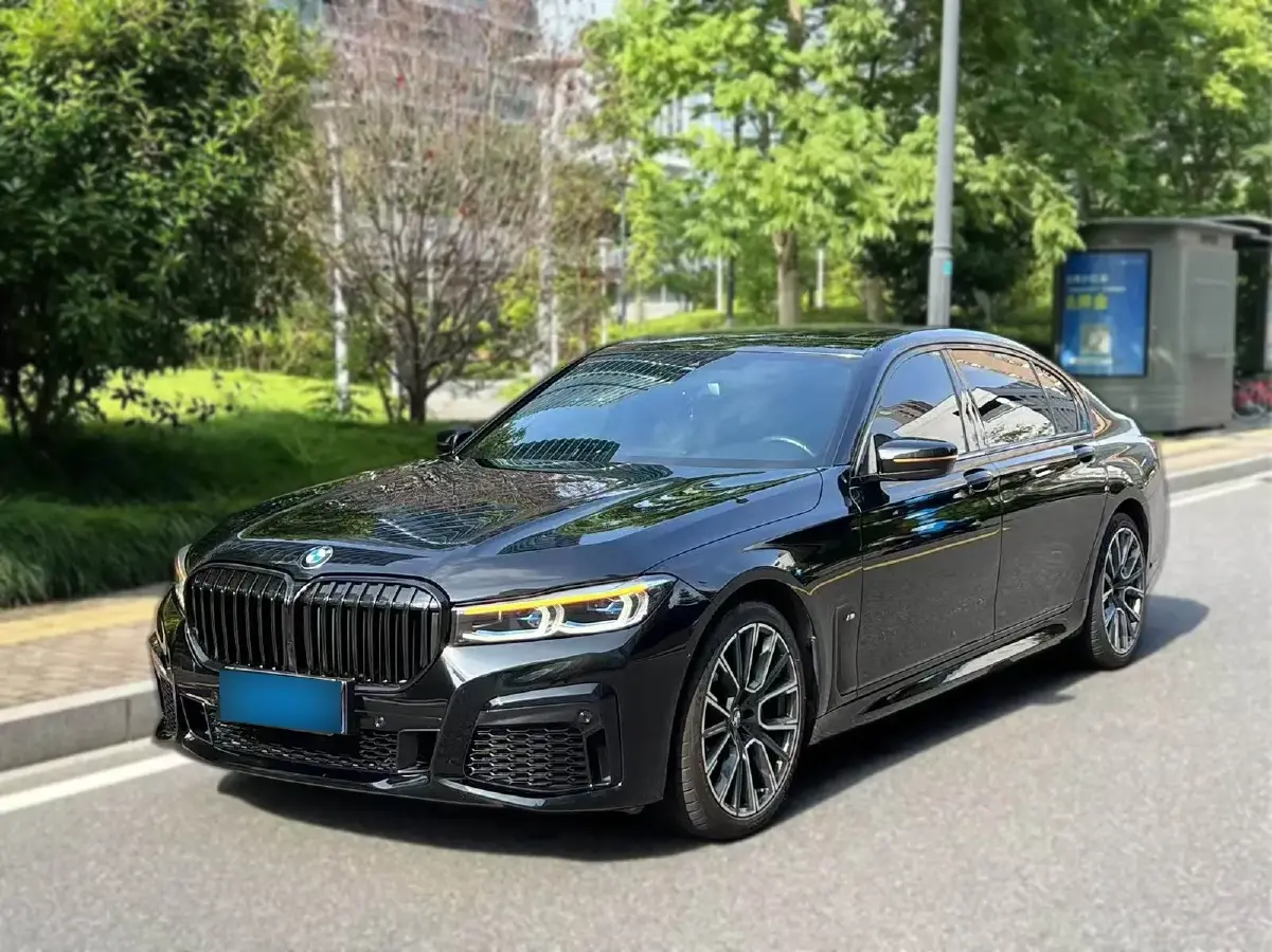2021 BMW 7 Series 3.0T 340HP L6 8AT
