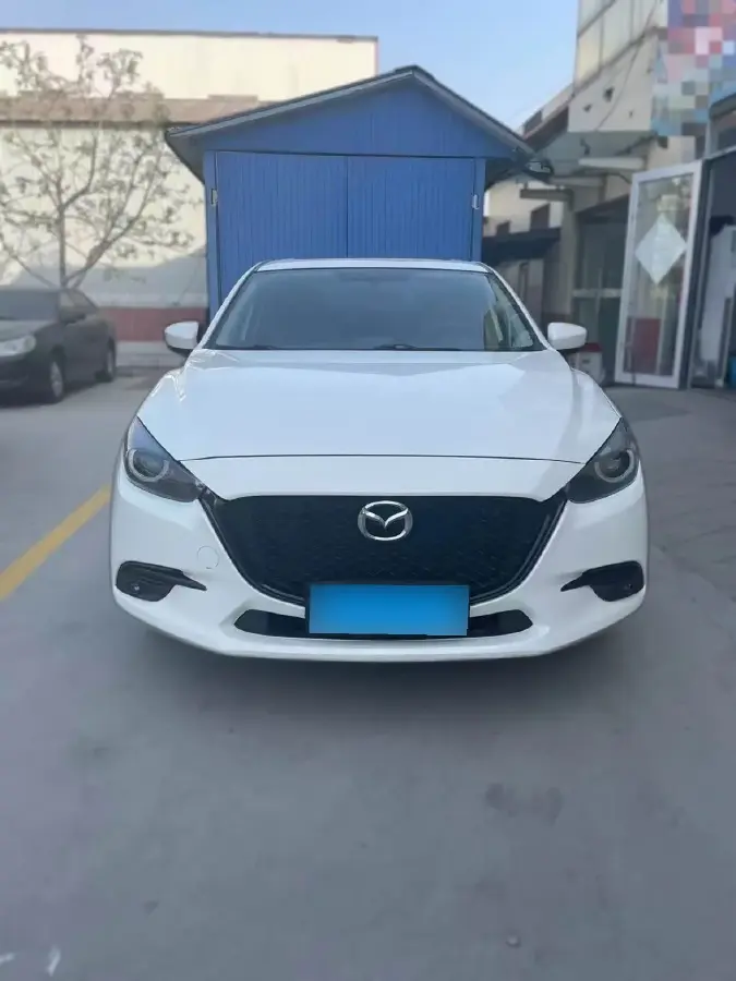 2017 Mazda 3 Axela 2.0L 158HP L4 6AT