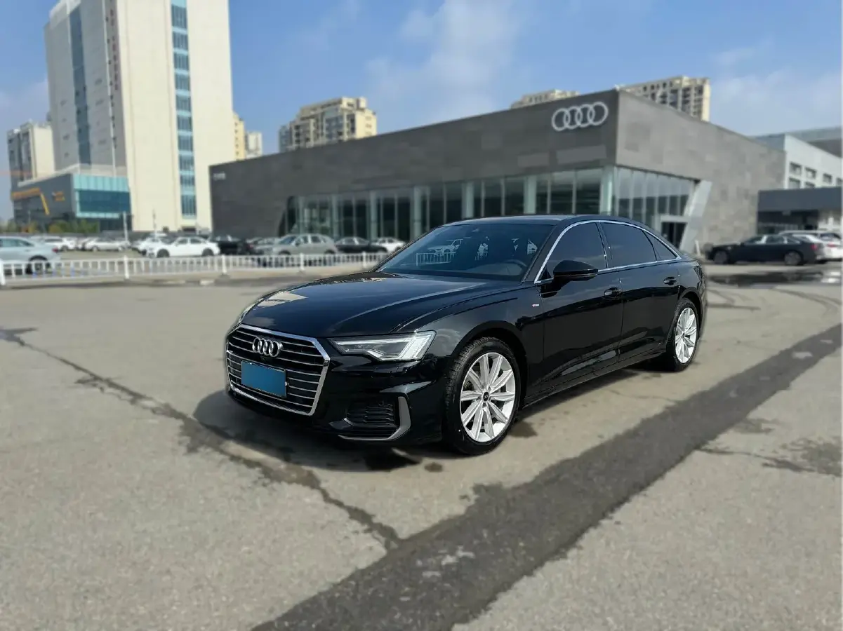 2022 Audi A6L 2.0T 224HP L4 7DCT