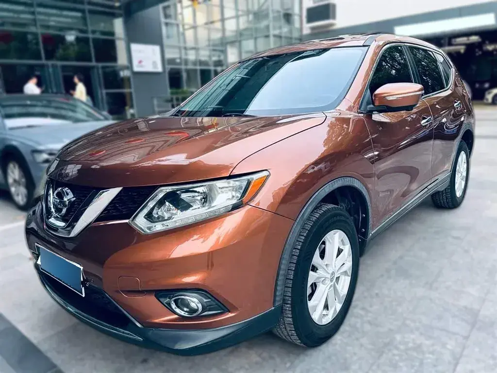 2015 Nissan X-Trail 2.0L 150HP L4 CVT