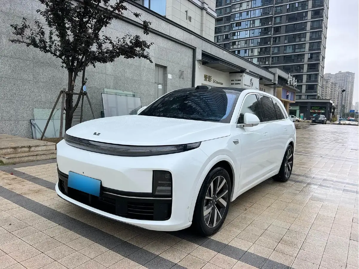 2024 Li L7 Range Extended 154HP REEV 42.8KWH