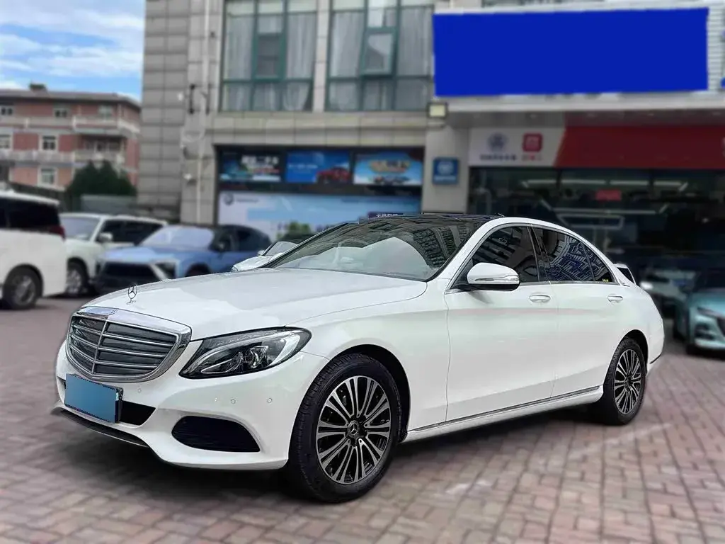 2017 Mercedes-Benz C Class 2.0T 184HP L4 9AT