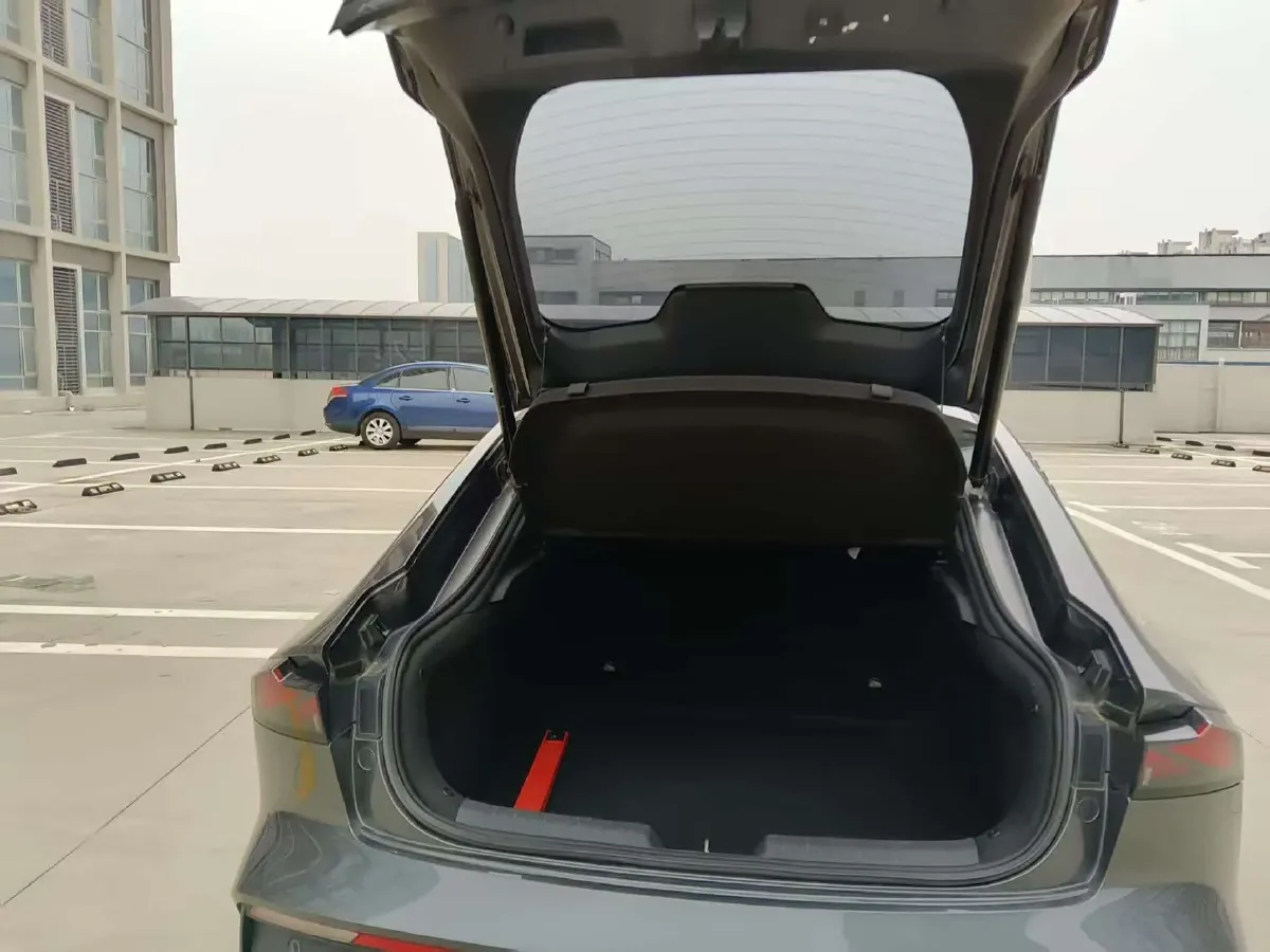 2022 ChangAn UNI-V 1.5T 188HP L4 7DCT,autocango,china used car exporter,china ev exporter,chinese used car exporter,chinese used ev exporter