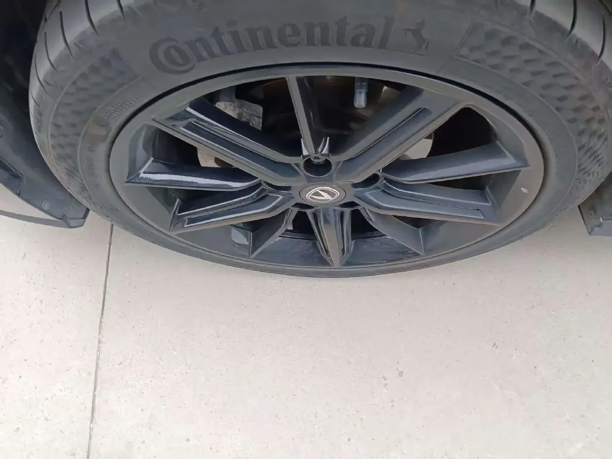 2022 ChangAn UNI-V 1.5T 188HP L4 7DCT,autocango,china used car exporter,china ev exporter,chinese used car exporter,chinese used ev exporter