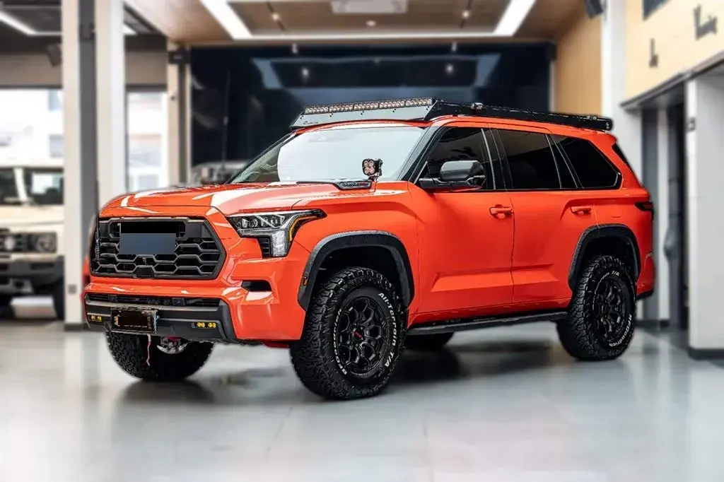 2023 HongQi HS5 2.0T 252HP L4 8AT