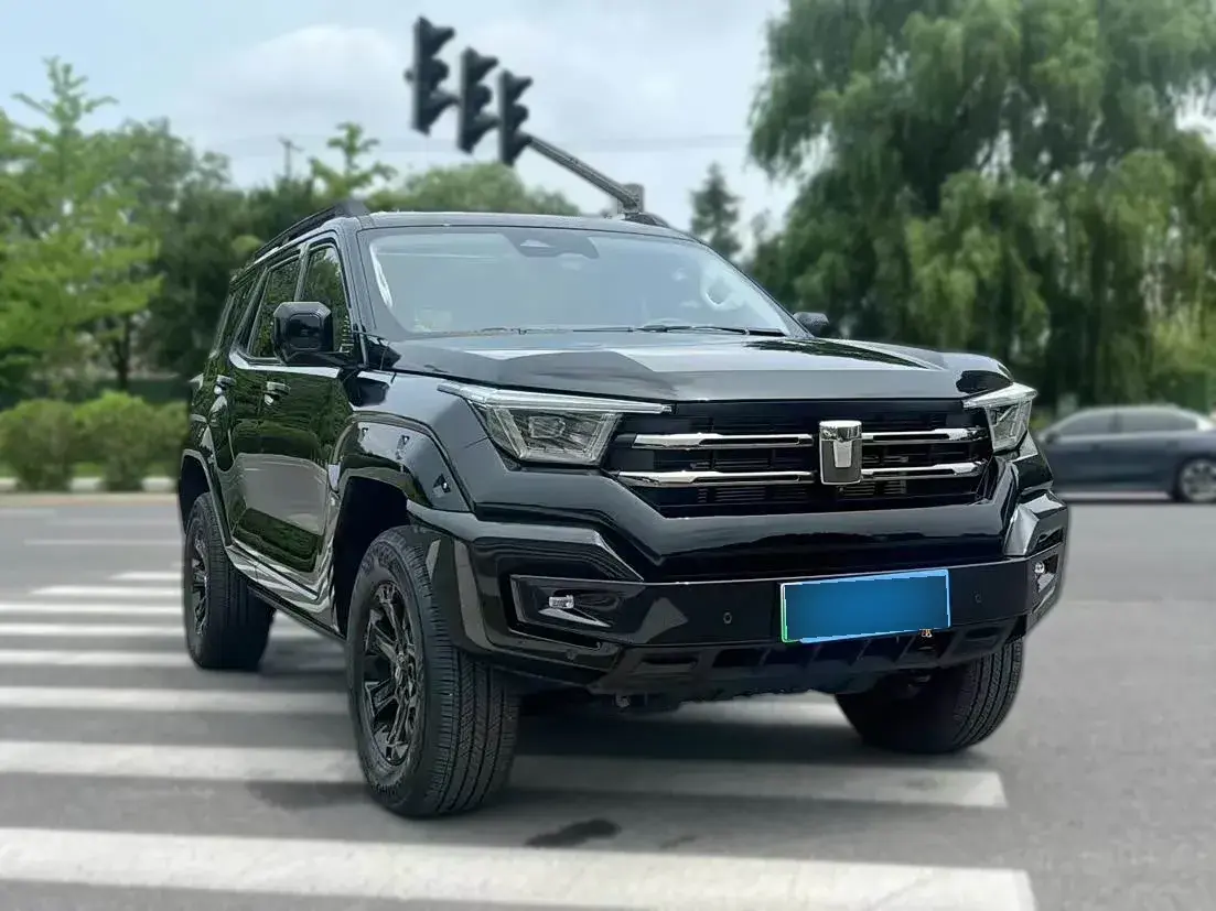 2024 Tank 400 2.0T 252HP L4 9AT PHEV 36.7/37.1KWH