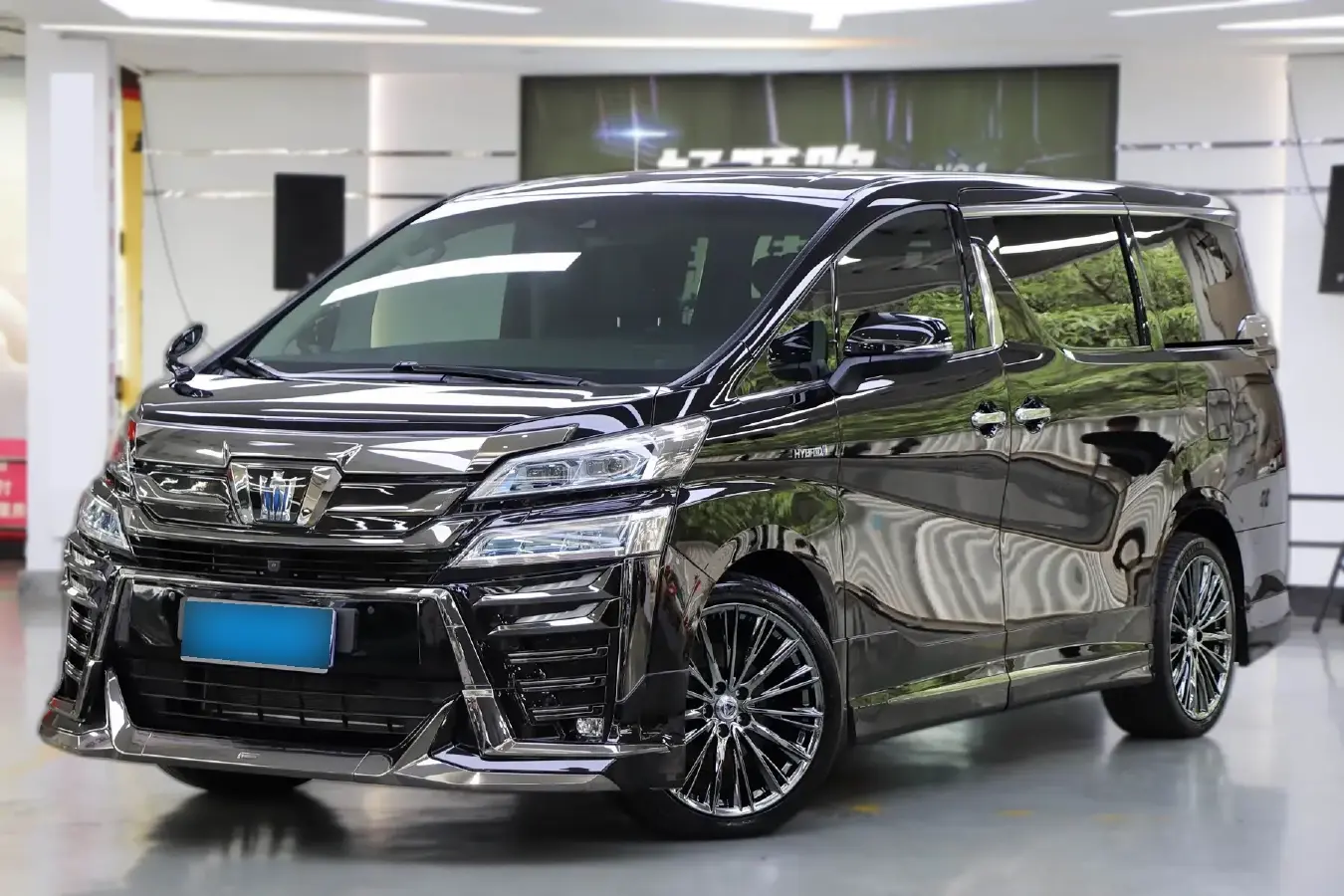 2023 Toyota Vellfire 2.5L 117HP L4 E-CVT Hybrid