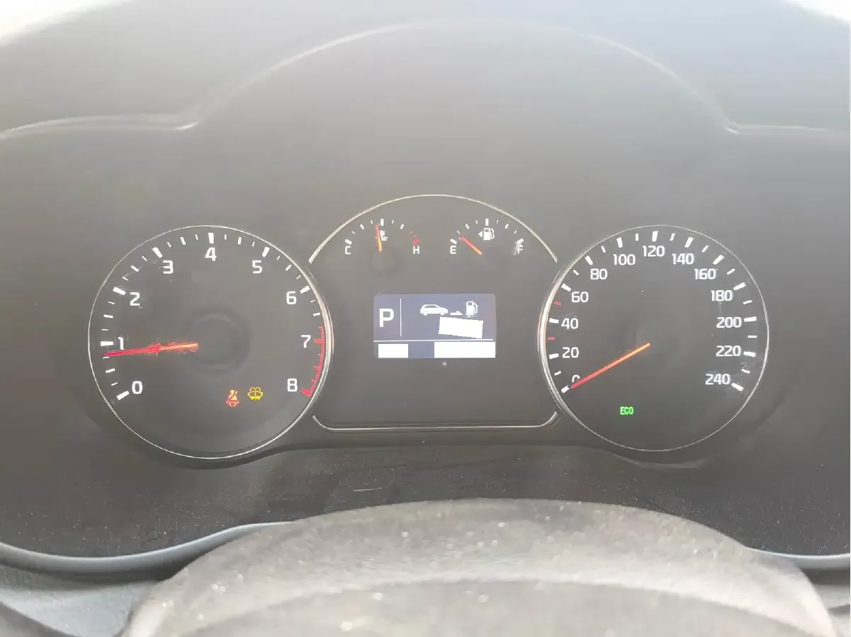 2013 Kia Carens 2.0L 152HP L4 6AT,autocango,china used car exporter,china ev exporter,chinese used car exporter,chinese used ev exporter