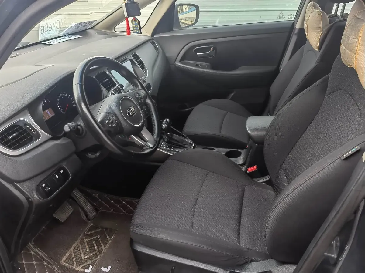 2013 Kia Carens 2.0L 152HP L4 6AT,autocango,china used car exporter,china ev exporter,chinese used car exporter,chinese used ev exporter