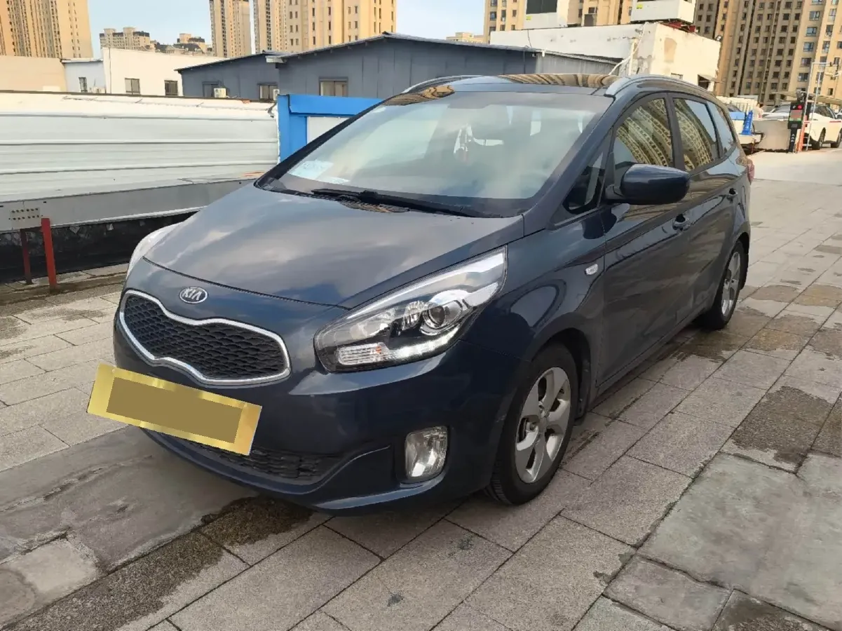 2013 Kia Carens 2.0L 152HP L4 6AT,autocango,china used car exporter,china ev exporter,chinese used car exporter,chinese used ev exporter