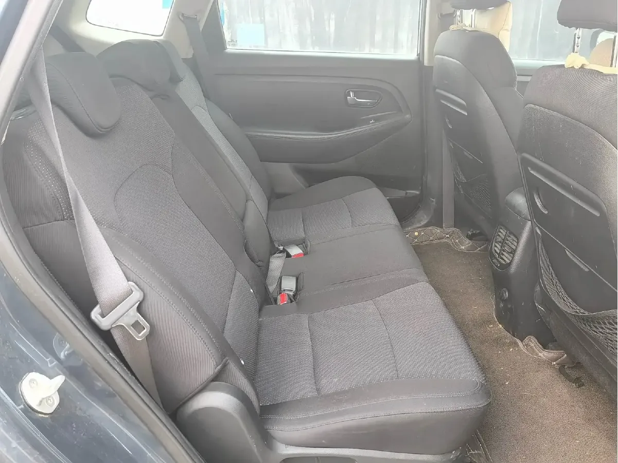 2013 Kia Carens 2.0L 152HP L4 6AT,autocango,china used car exporter,china ev exporter,chinese used car exporter,chinese used ev exporter