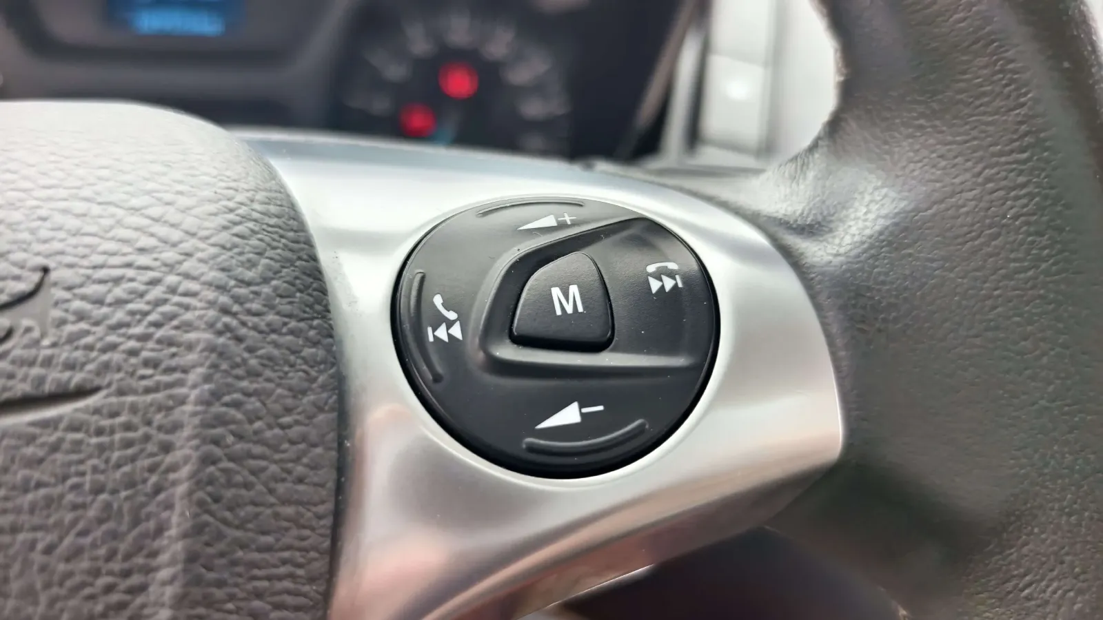 2017 Ford Tourneo 2.0T 203HP L4 6AT,autocango,china used car exporter,china ev exporter,chinese used car exporter,chinese used ev exporter