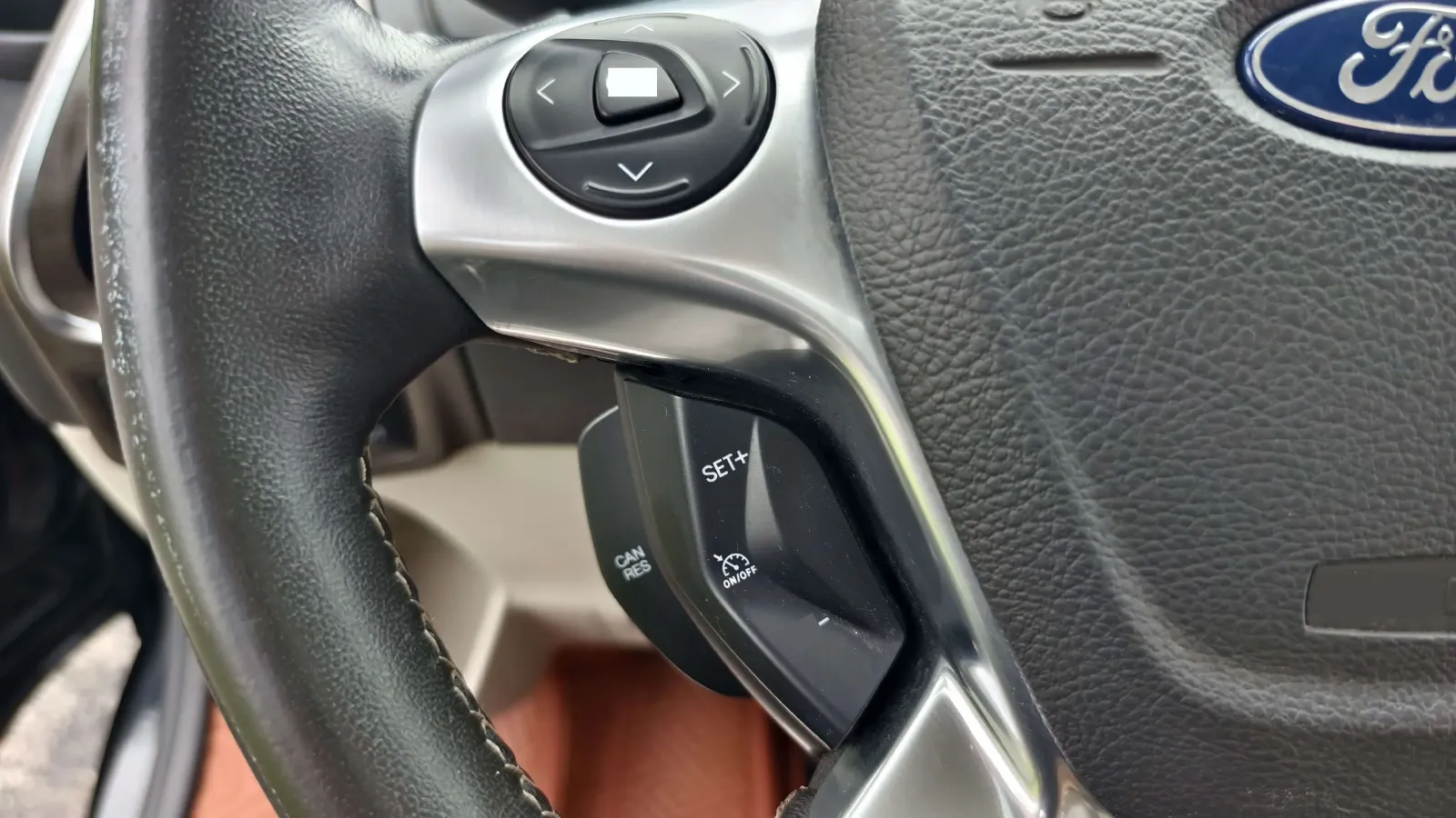 2017 Ford Tourneo 2.0T 203HP L4 6AT,autocango,china used car exporter,china ev exporter,chinese used car exporter,chinese used ev exporter