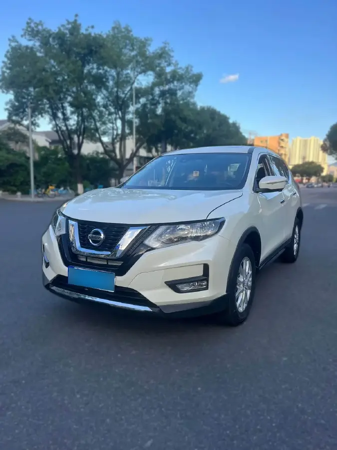 2021 Nissan X-Trail 2.0L 151HP L4 CVT