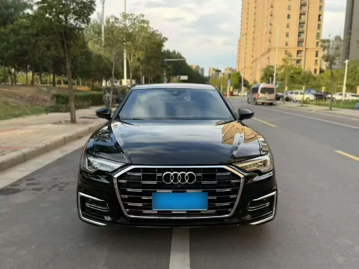 2024 Audi A6L 2.0T 245HP L4 7DCT