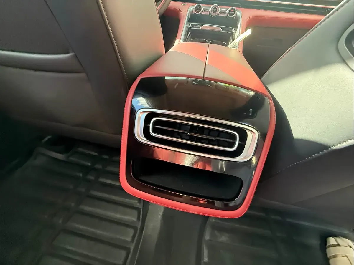 2023 Exceed RX 2.0T 261HP L4 7DCT,autocango,china used car exporter,china ev exporter,chinese used car exporter,chinese used ev exporter