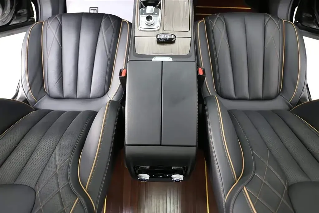 2021 Ford Equator 2.0T 224HP L4 6DCT,autocango,china used car exporter,china ev exporter,chinese used car exporter,chinese used ev exporter