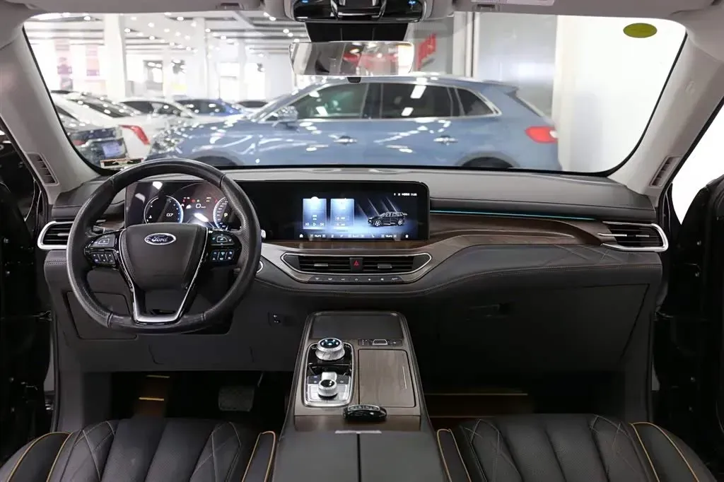 2021 Ford Equator 2.0T 224HP L4 6DCT,autocango,china used car exporter,china ev exporter,chinese used car exporter,chinese used ev exporter