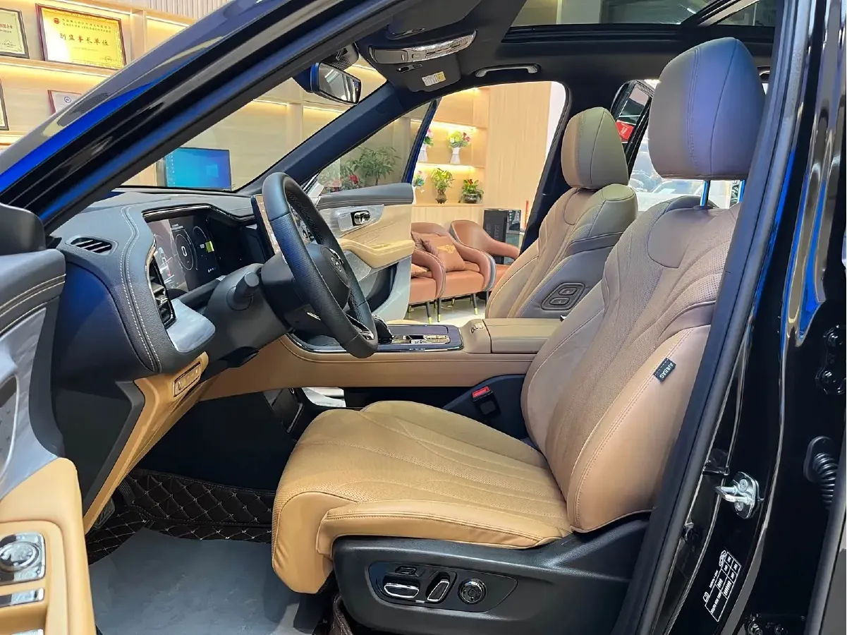 2024 GAC Trumpchi ES9 2.0T 190HP L4 2DHT PHEV 25.57KWH,autocango,china used car exporter,china ev exporter,chinese used car exporter,chinese used ev exporter