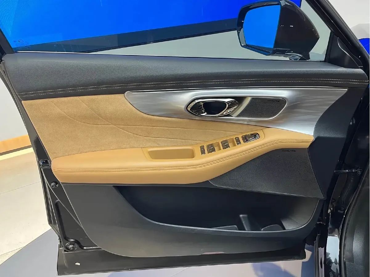 2024 GAC Trumpchi ES9 2.0T 190HP L4 2DHT PHEV 25.57KWH,autocango,china used car exporter,china ev exporter,chinese used car exporter,chinese used ev exporter