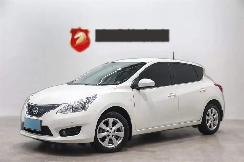 2014 Nissan Tiida 1.6L 126HP L4 CVT