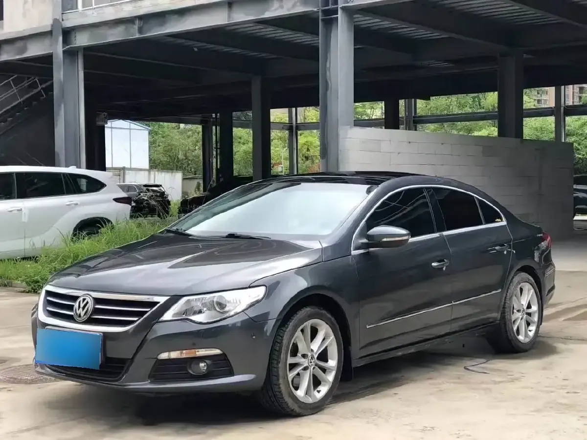2012 Volkswagen CC 2.0T 200HP L4 6DCT