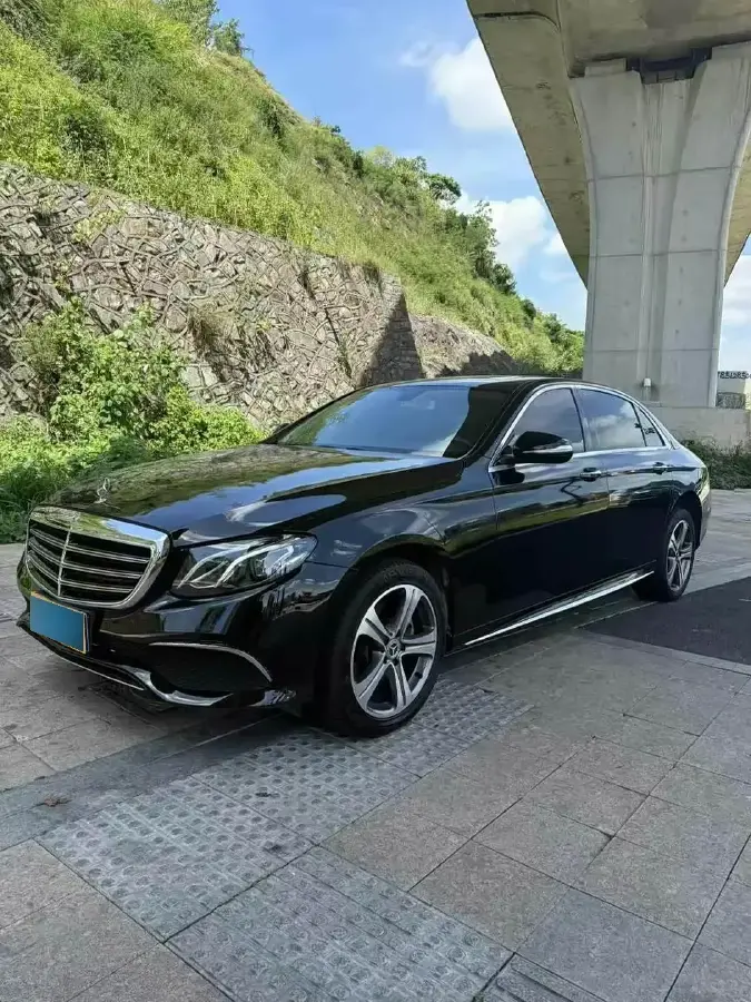 2019 Mercedes-Benz E Class 2.0T 184HP L4 9AT